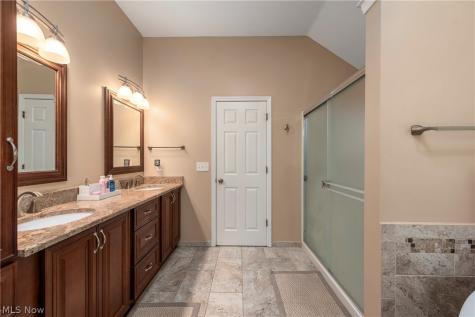 20424 Scotch Pine Way Strongsville OH 44149