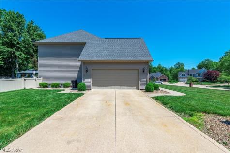 20424 Scotch Pine Way Strongsville OH 44149