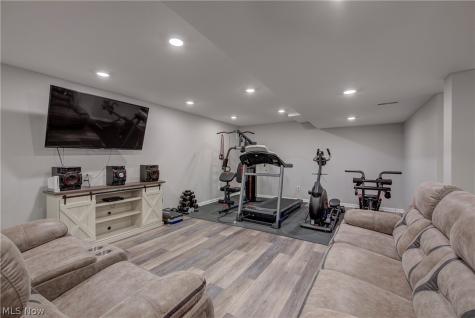 20424 Scotch Pine Way Strongsville OH 44149