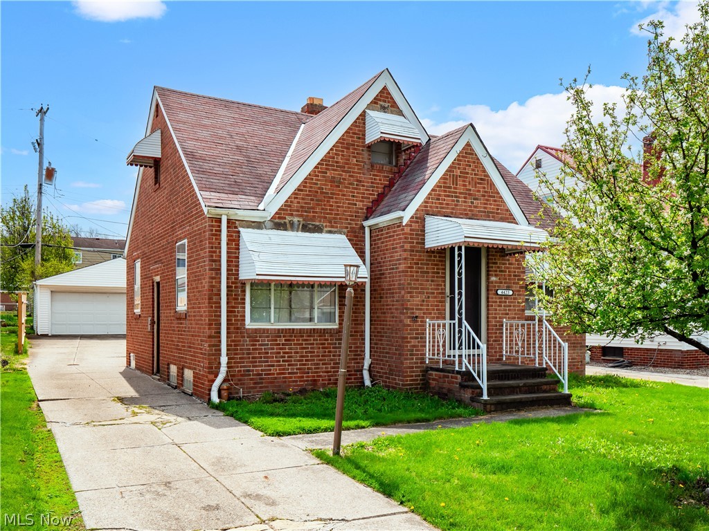 4423 Grantwood Drive Parma OH 44134