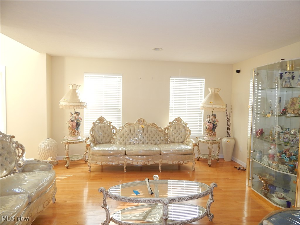 6115 Gailway Drive Oakwood Village OH 44146