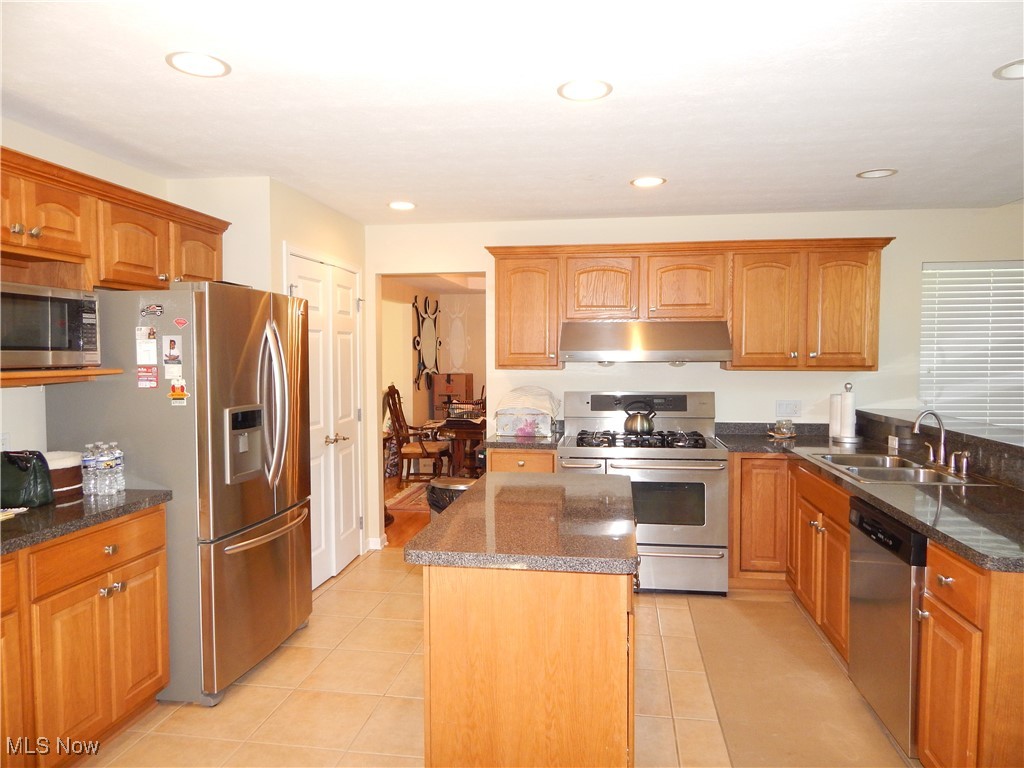 6115 Gailway Drive Oakwood Village OH 44146