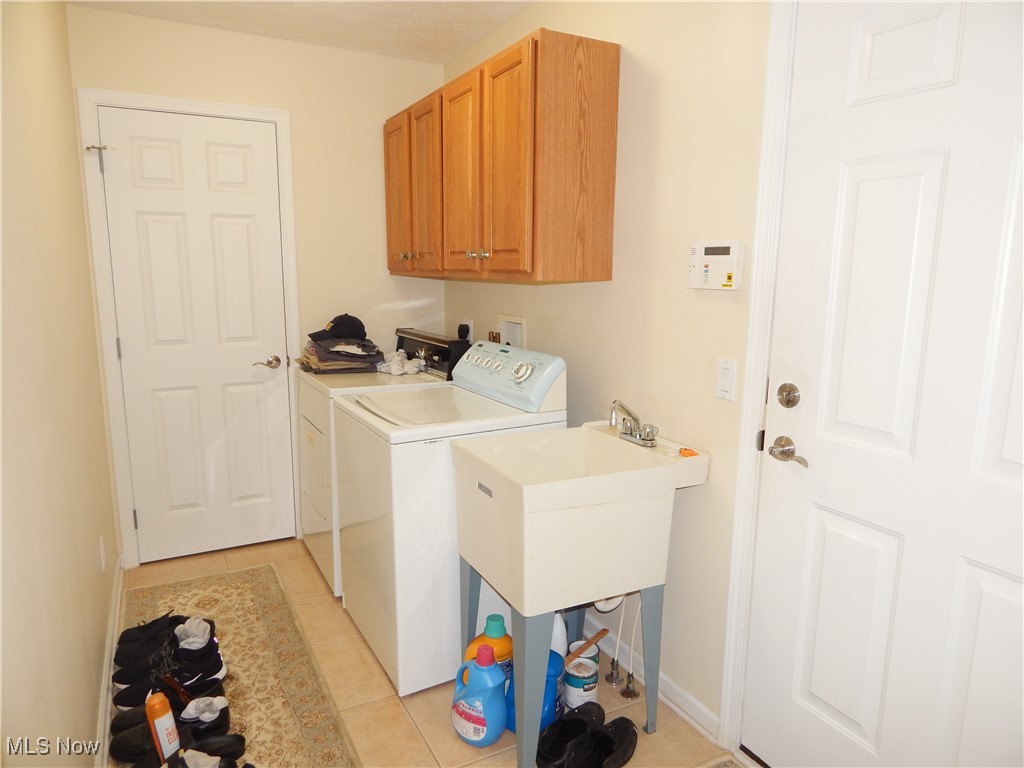 6115 Gailway Drive Oakwood Village OH 44146