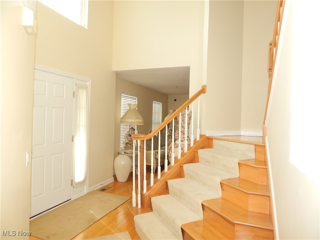 6115 Gailway Drive Oakwood Village OH 44146