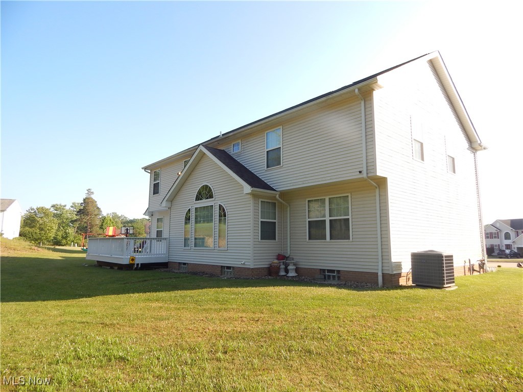 6115 Gailway Drive Oakwood Village OH 44146