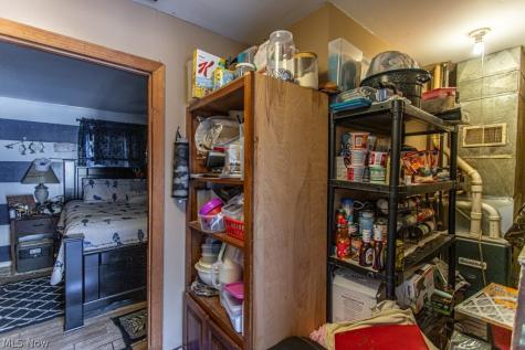 612 High Avenue Niles OH 44446