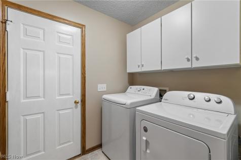 2187 Old Elm Street NE Canton OH 44721