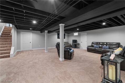 2187 Old Elm Street NE Canton OH 44721