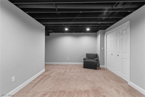 2187 Old Elm Street NE Canton OH 44721