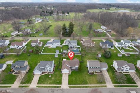 2187 Old Elm Street NE Canton OH 44721