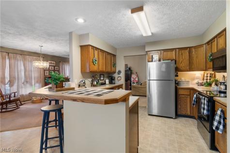 2187 Old Elm Street NE Canton OH 44721