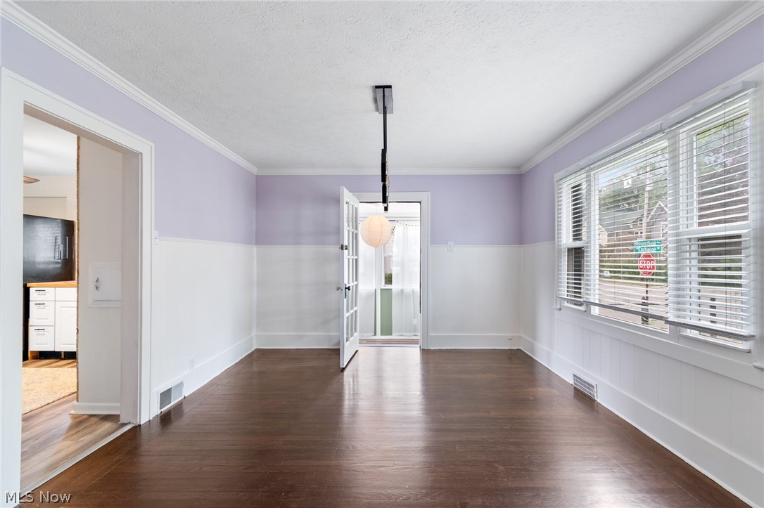 958 W Exchange Street Akron OH 44302