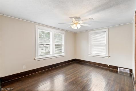 958 W Exchange Street Akron OH 44302