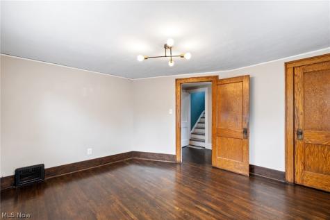 958 W Exchange Street Akron OH 44302