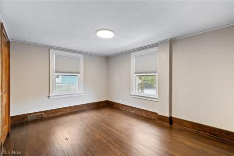 958 W Exchange Street Akron OH 44302