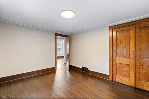 958 W Exchange Street Akron OH 44302