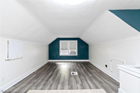958 W Exchange Street Akron OH 44302