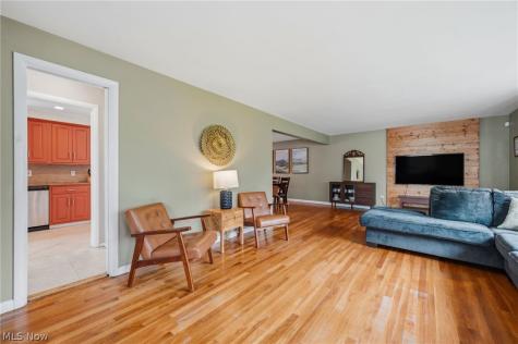 2335 Traymore Road University Heights OH 44118