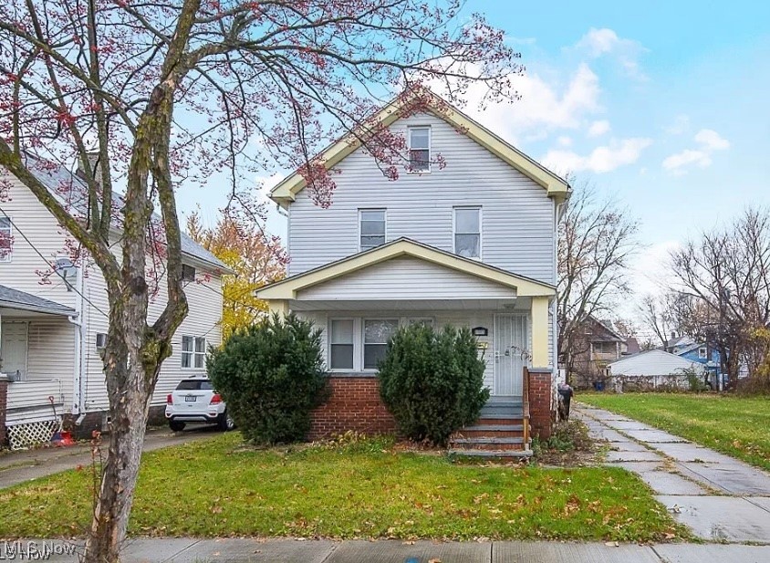 8009 Vineyard Avenue Cleveland OH 44105