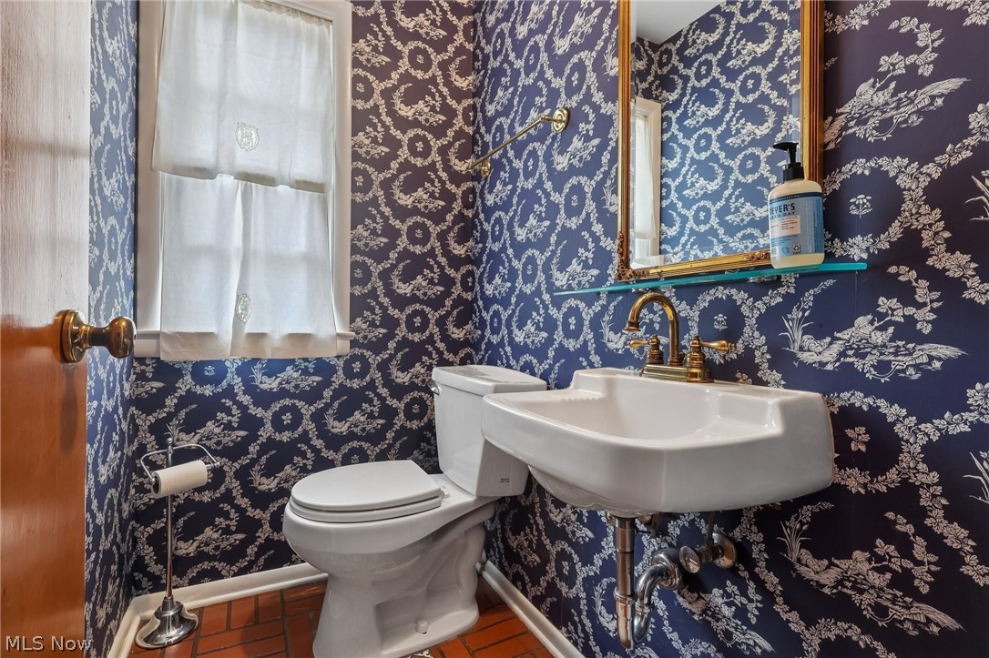 18413 Van Aken Boulevard Shaker Heights OH 44122
