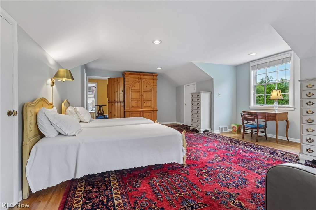 18413 Van Aken Boulevard Shaker Heights OH 44122