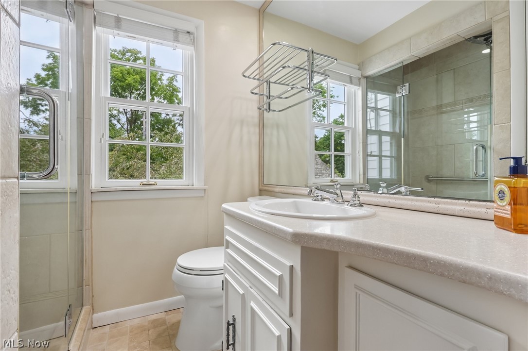 18413 Van Aken Boulevard Shaker Heights OH 44122
