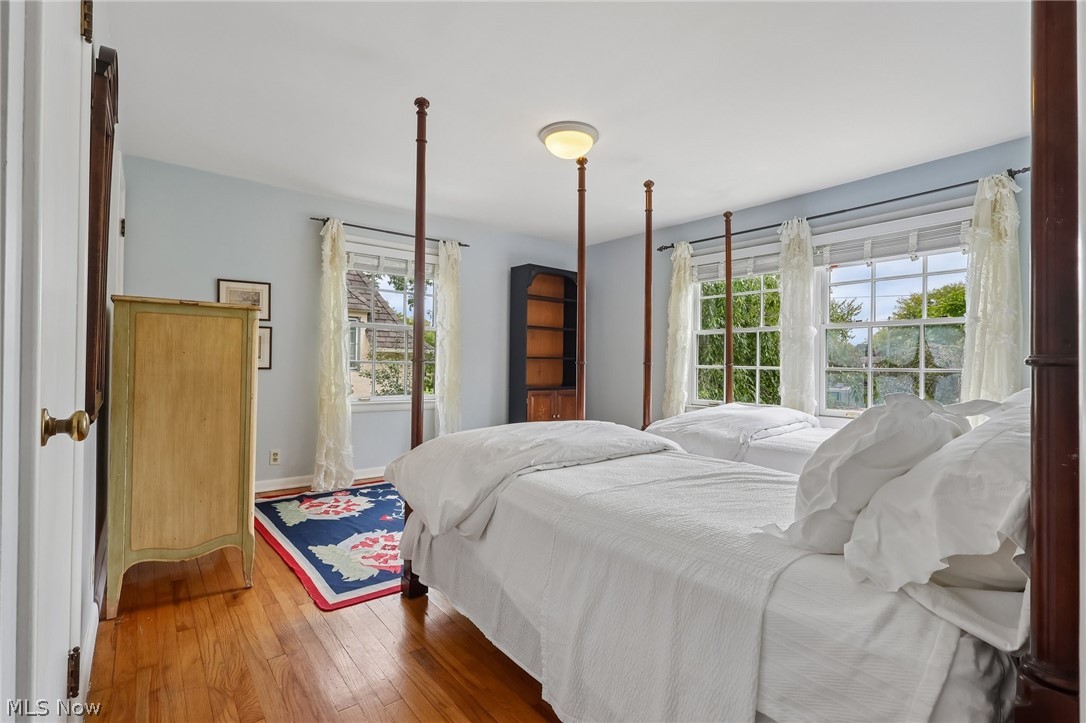 18413 Van Aken Boulevard Shaker Heights OH 44122