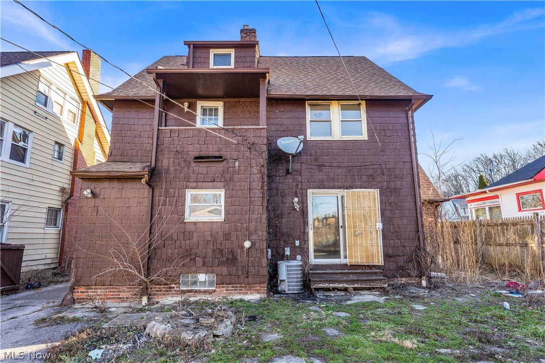 1858 Rudwick Road Cleveland OH 44112