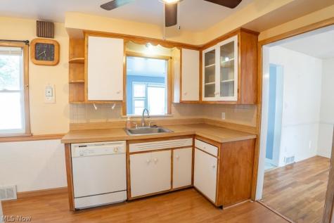 4081 Bexley Boulevard South Euclid OH 44121
