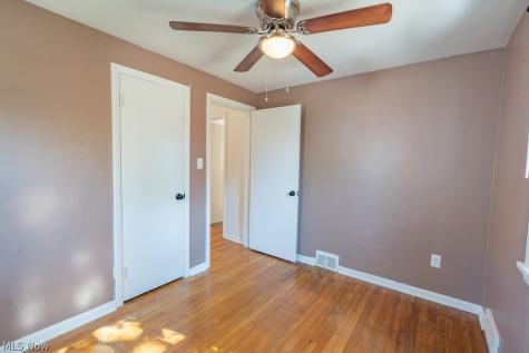 4081 Bexley Boulevard South Euclid OH 44121