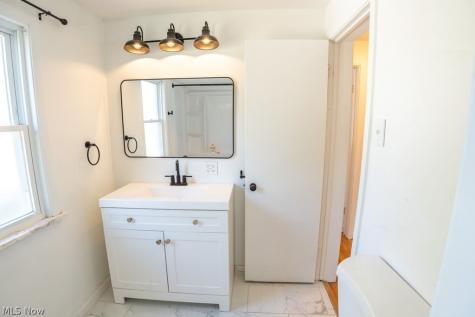 4081 Bexley Boulevard South Euclid OH 44121