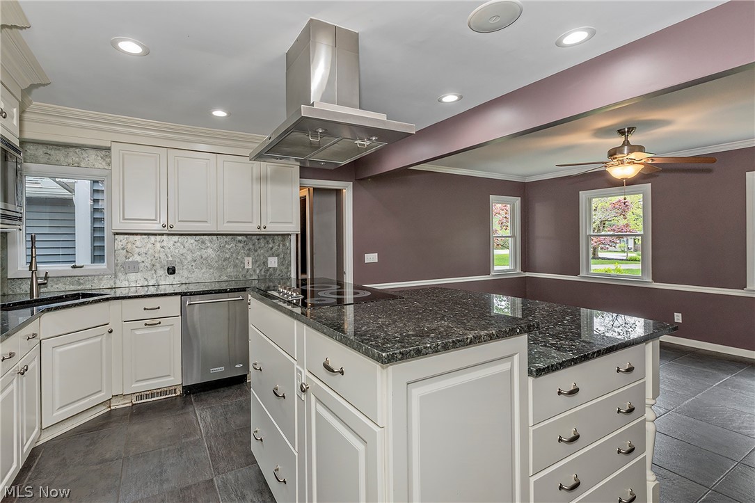 1 Deerfield Drive Chagrin Falls OH 44022