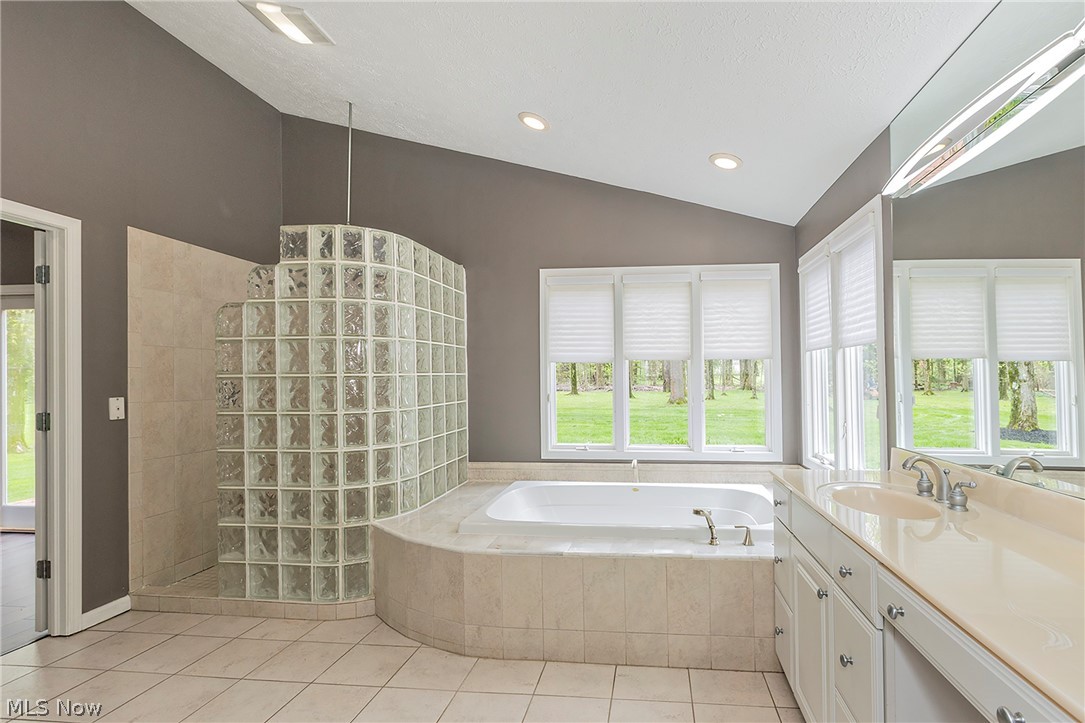 1 Deerfield Drive Chagrin Falls OH 44022