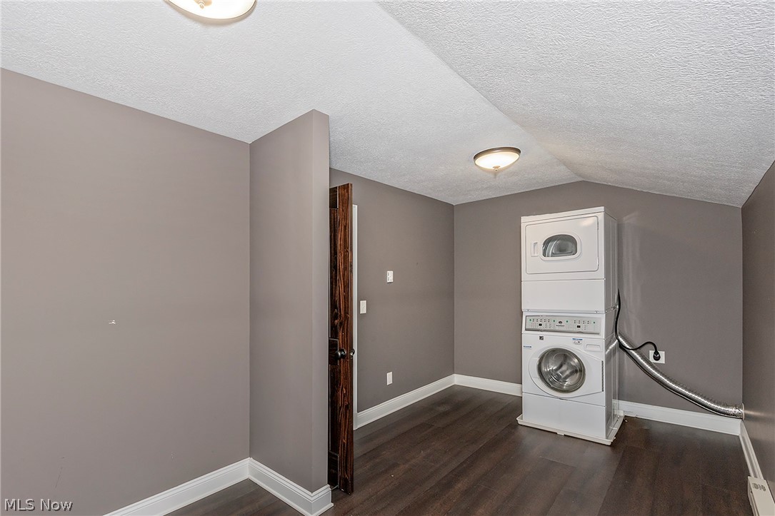1 Deerfield Drive Chagrin Falls OH 44022