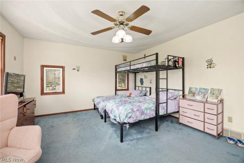 1203 Township Road 1526 Ashland OH 44805