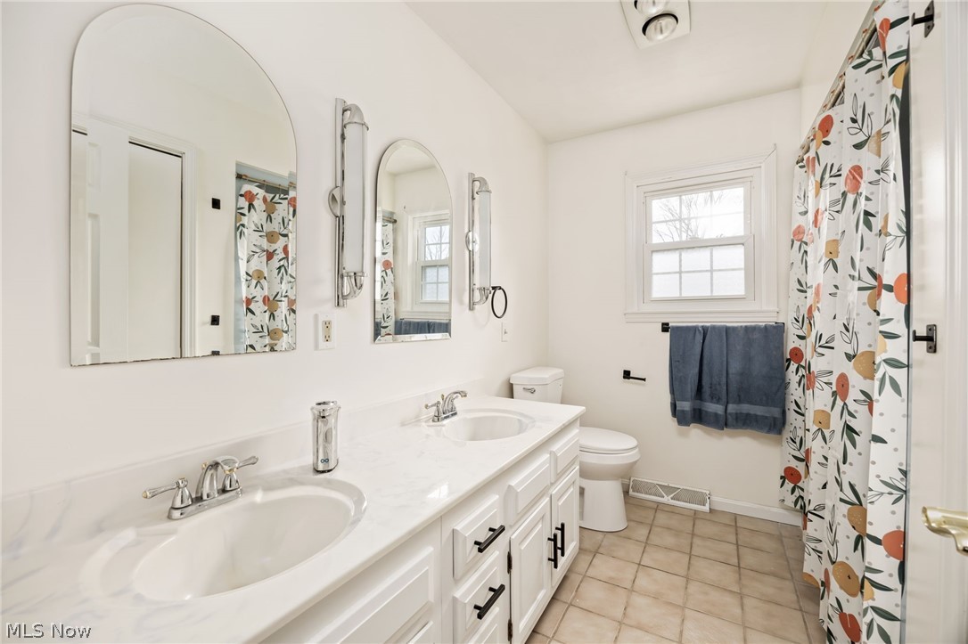 1203 Township Road 1526 Ashland OH 44805