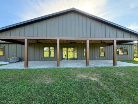 2085 Belfort Avenue NE Louisville OH 44641
