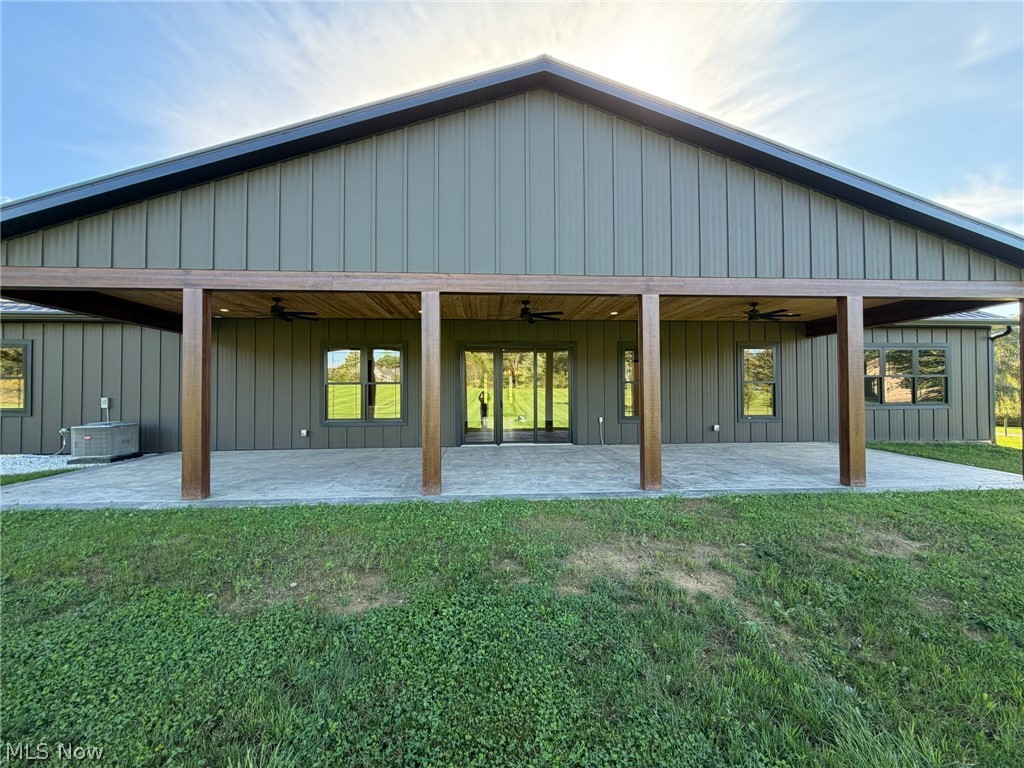 2085 Belfort Avenue NE Louisville OH 44641
