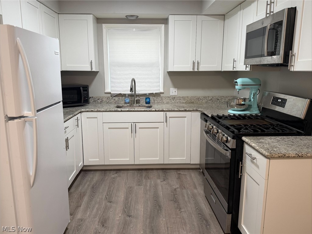 1181 Easton Drive Akron OH 44310