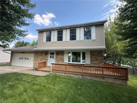 9812 Vienna Drive Parma OH 44134