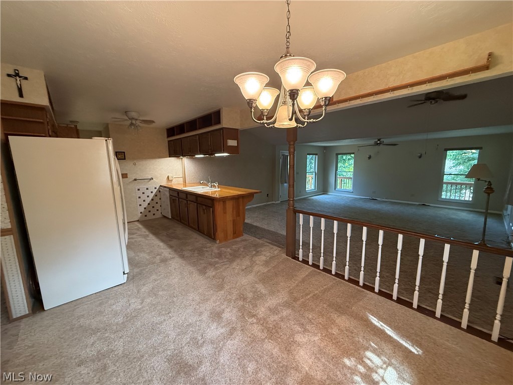 9812 Vienna Drive Parma OH 44134
