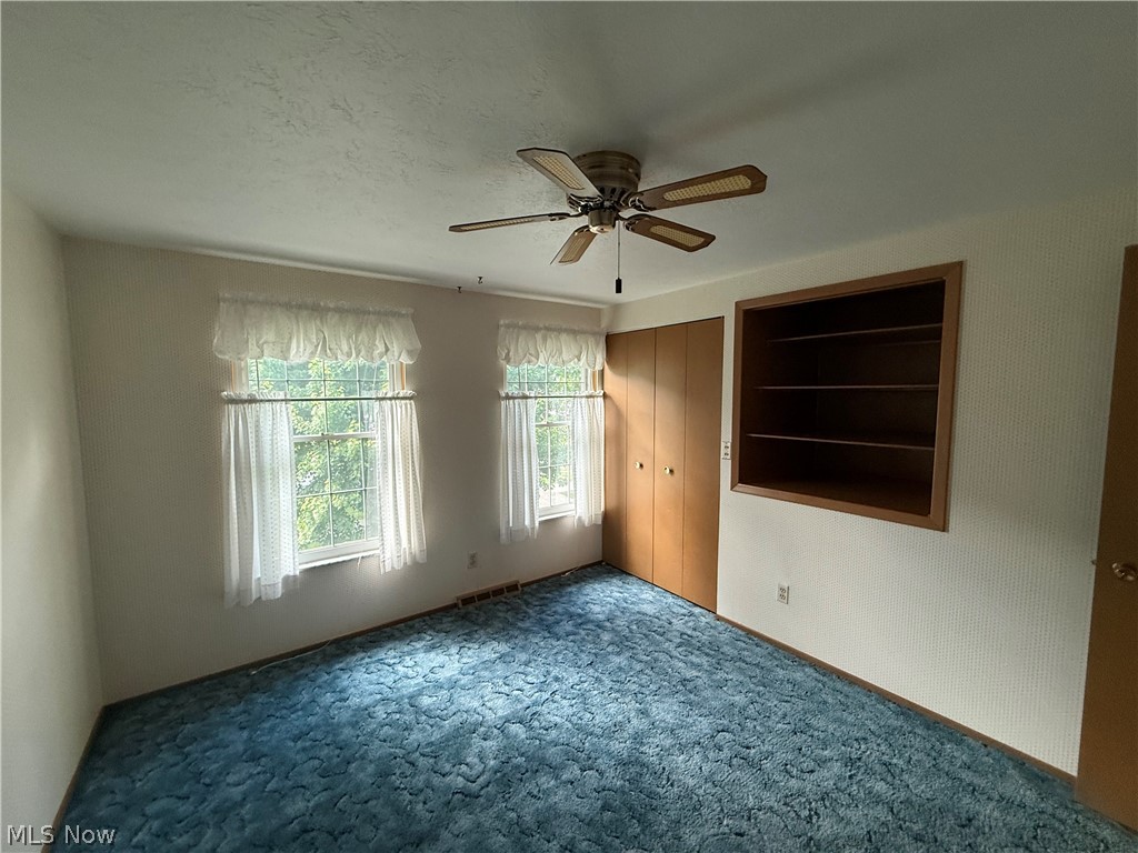 9812 Vienna Drive Parma OH 44134
