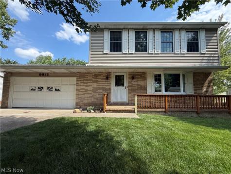 9812 Vienna Drive Parma OH 44134