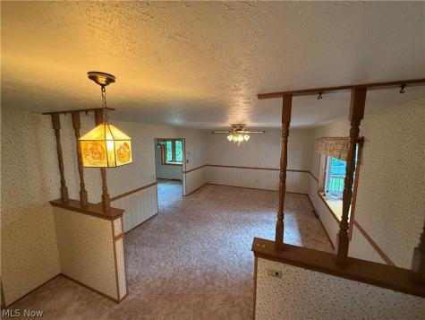 9812 Vienna Drive Parma OH 44134