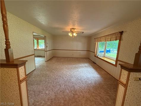 9812 Vienna Drive Parma OH 44134