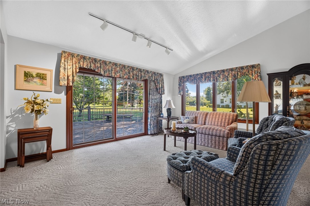 263 Townsend Avenue Conneaut OH 44030
