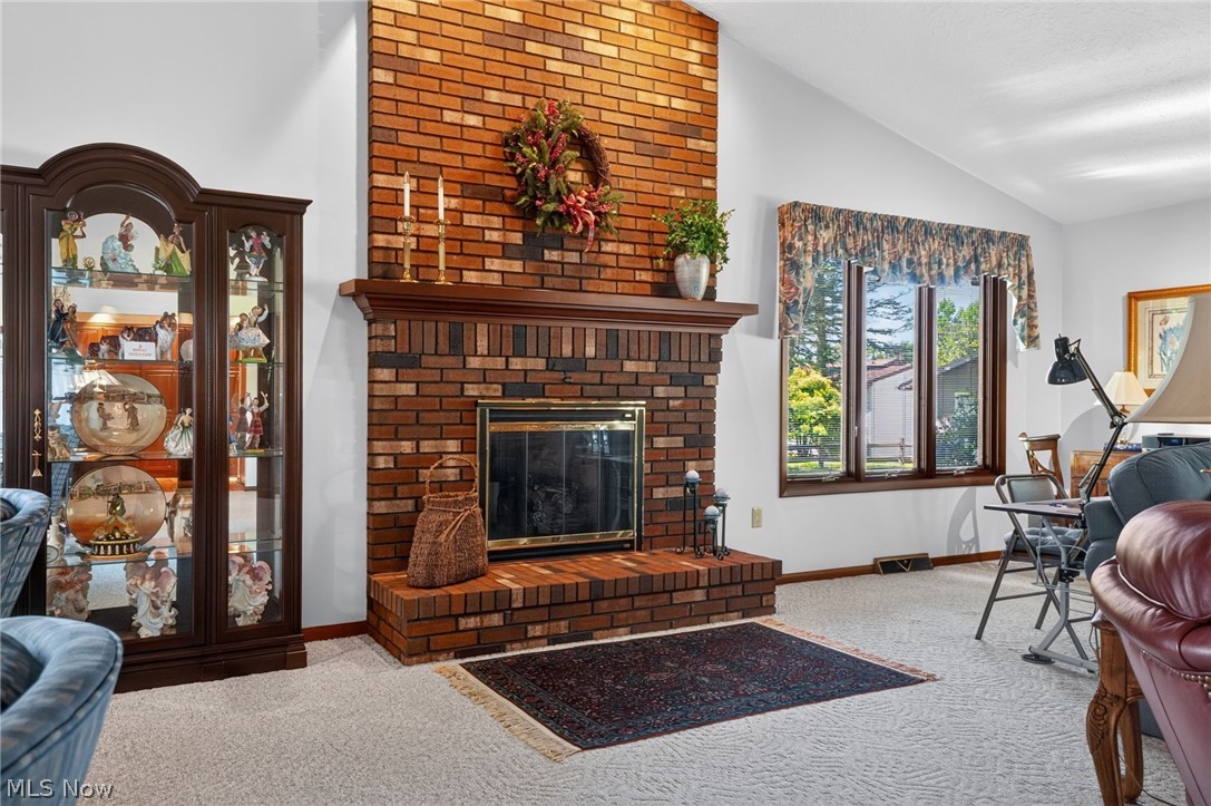 263 Townsend Avenue Conneaut OH 44030