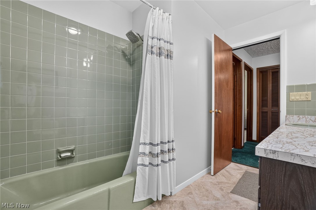 263 Townsend Avenue Conneaut OH 44030