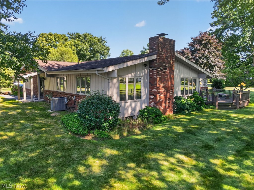 263 Townsend Avenue Conneaut OH 44030