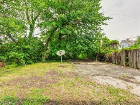 9809 Hilgert Drive Cleveland OH 44104